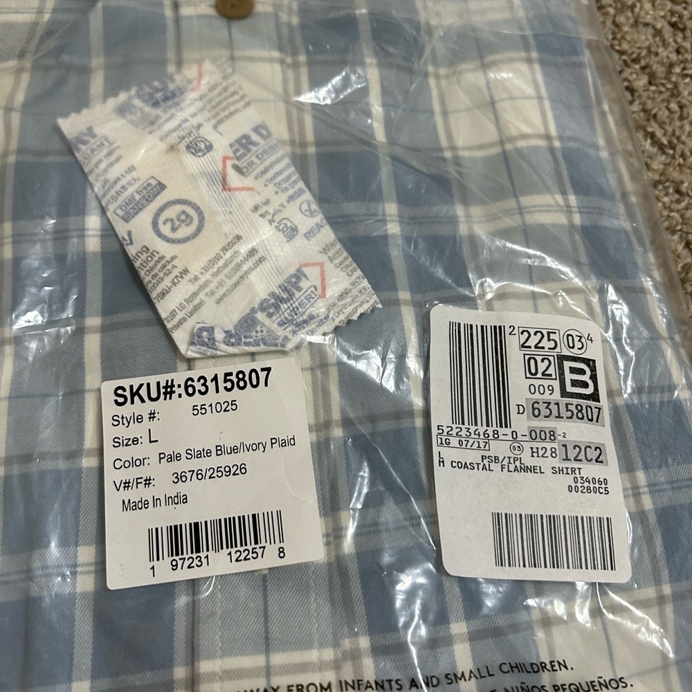 NEW Lands' End Men's Lightweight Coastal Flannel Shirt Blue/Burgundy Plaid Long - Picture 3 of 5